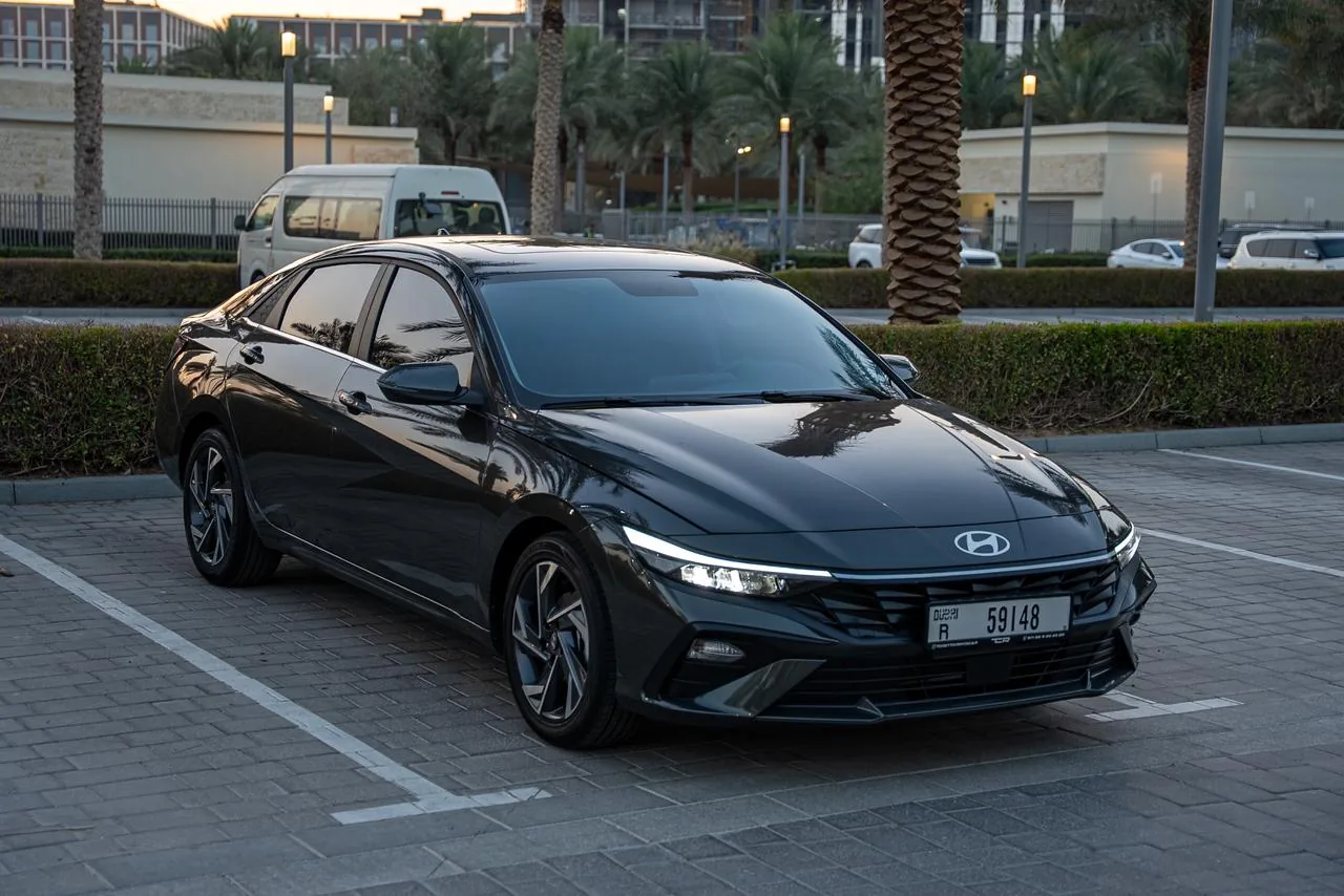 Hyundai Elantra 2025
